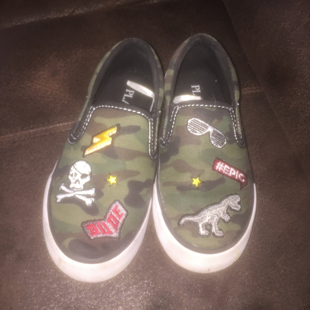 Boys Camo Slip Ons With Patches!!
